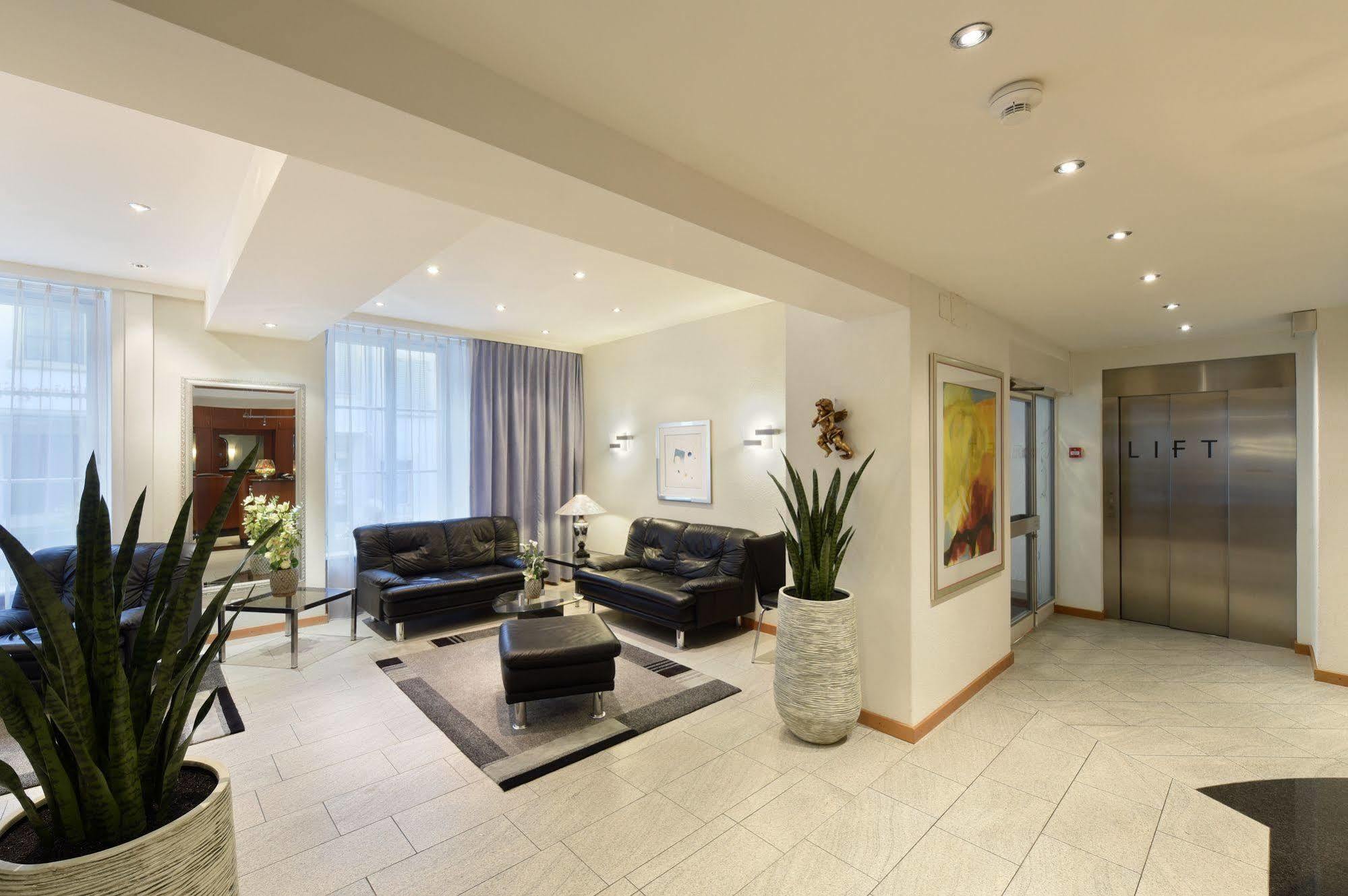 Hotel Engel Цофінґен Екстер'єр фото