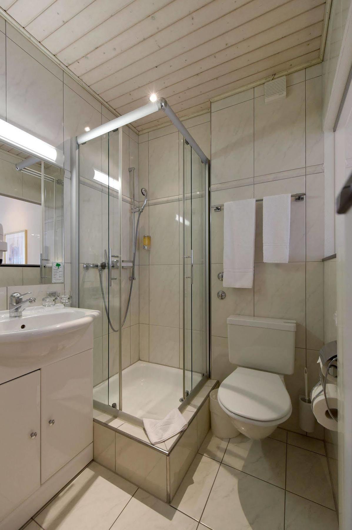 Hotel Engel Цофінґен Екстер'єр фото